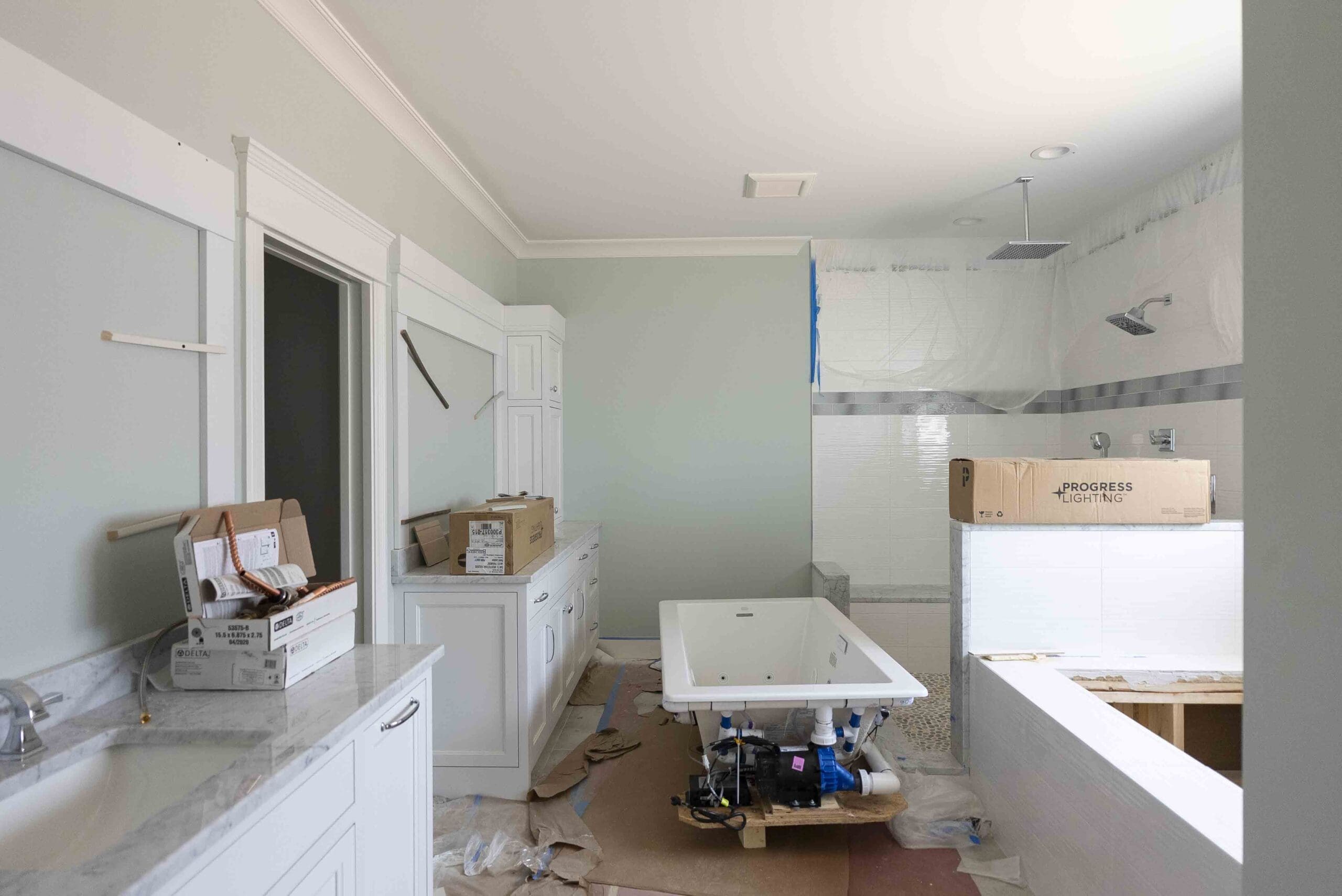 paramont-homearama-luxury-bathroom